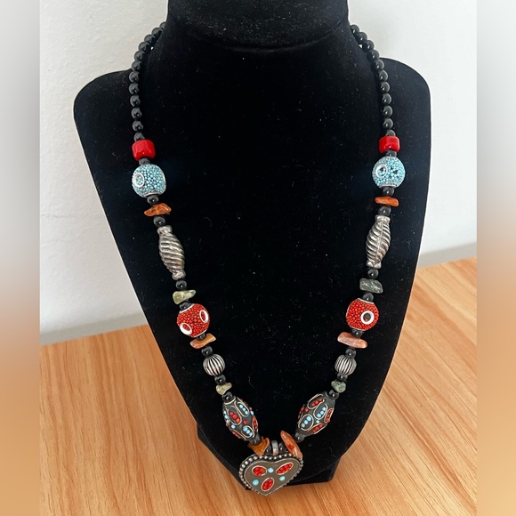 Vintage Boho Eclectic Beaded Heart Necklace with Crystals - Picture 8 of 11